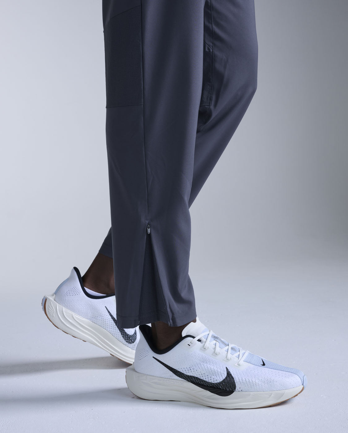 Aero Woven Jogger