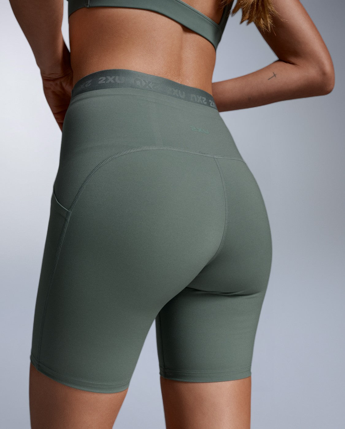 Form Stash Hi-Rise Compression 6 Inch Shorts