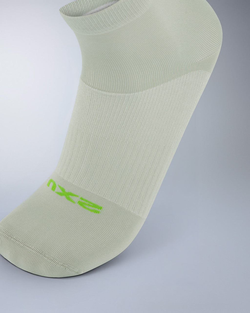 Performance Crew Grip Socks