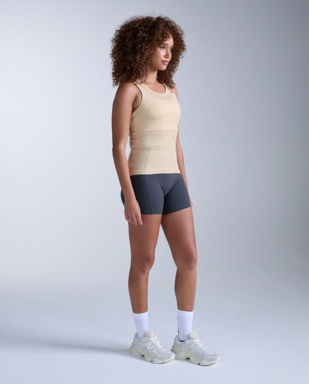 Fluid Modal Ribbed Tank