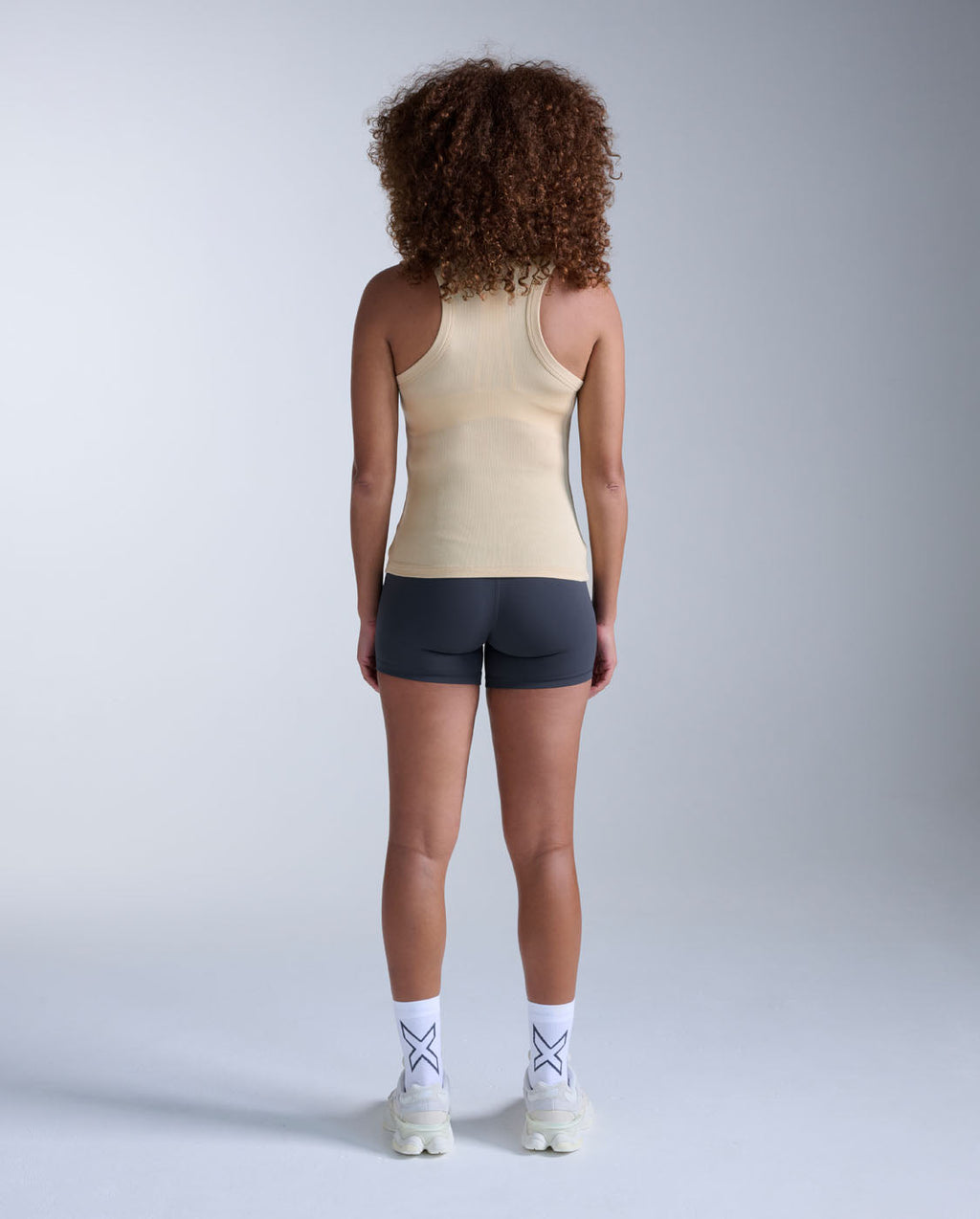 Fluid Modal Ribbed Tank