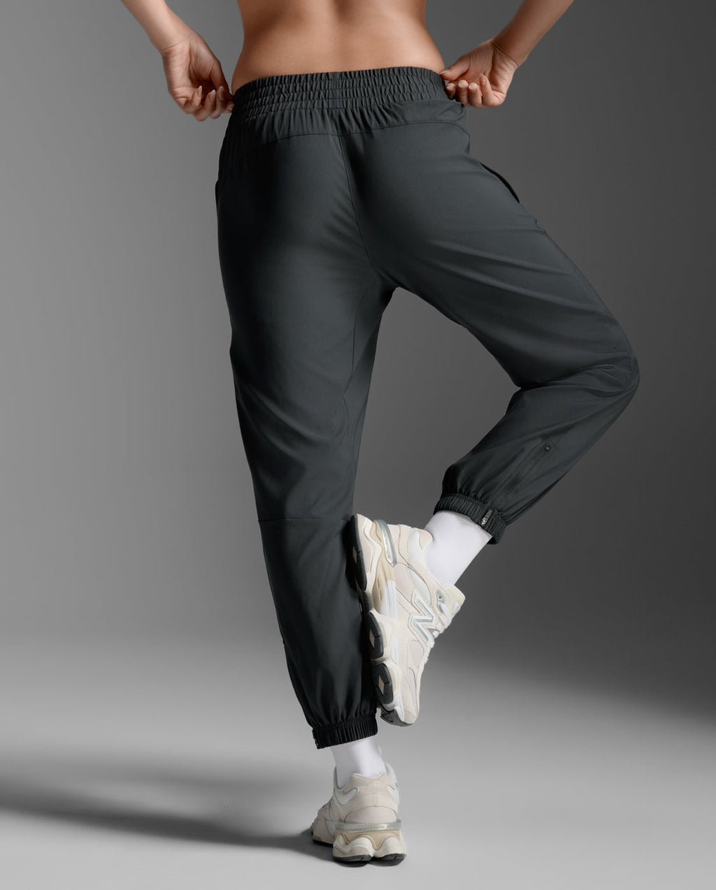 Aero Woven Jogger